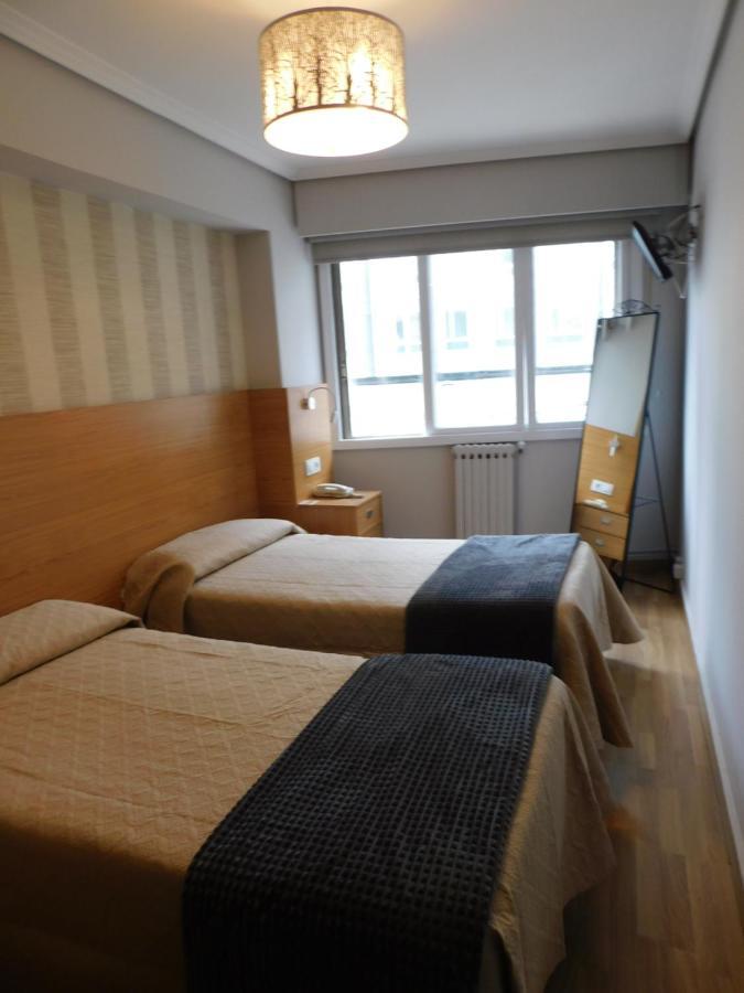 Hostal Crisol X Liste Station Corunha Exterior foto